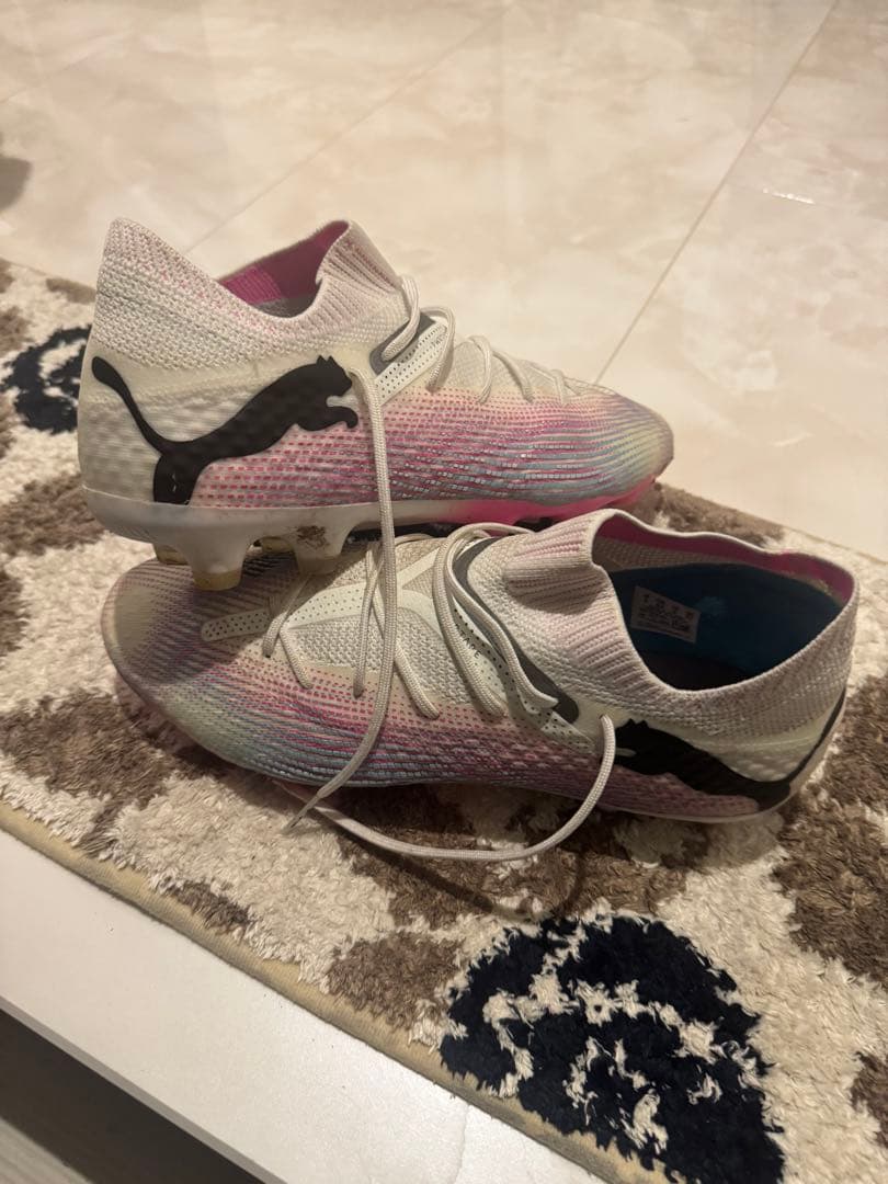 プーマ　スパイク　フューチャー　27センチ