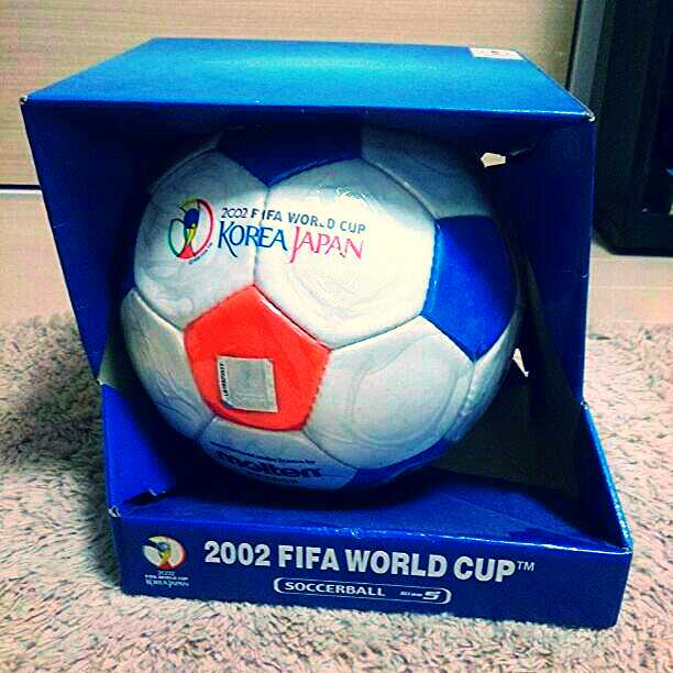 2002年の日韓W杯のボール