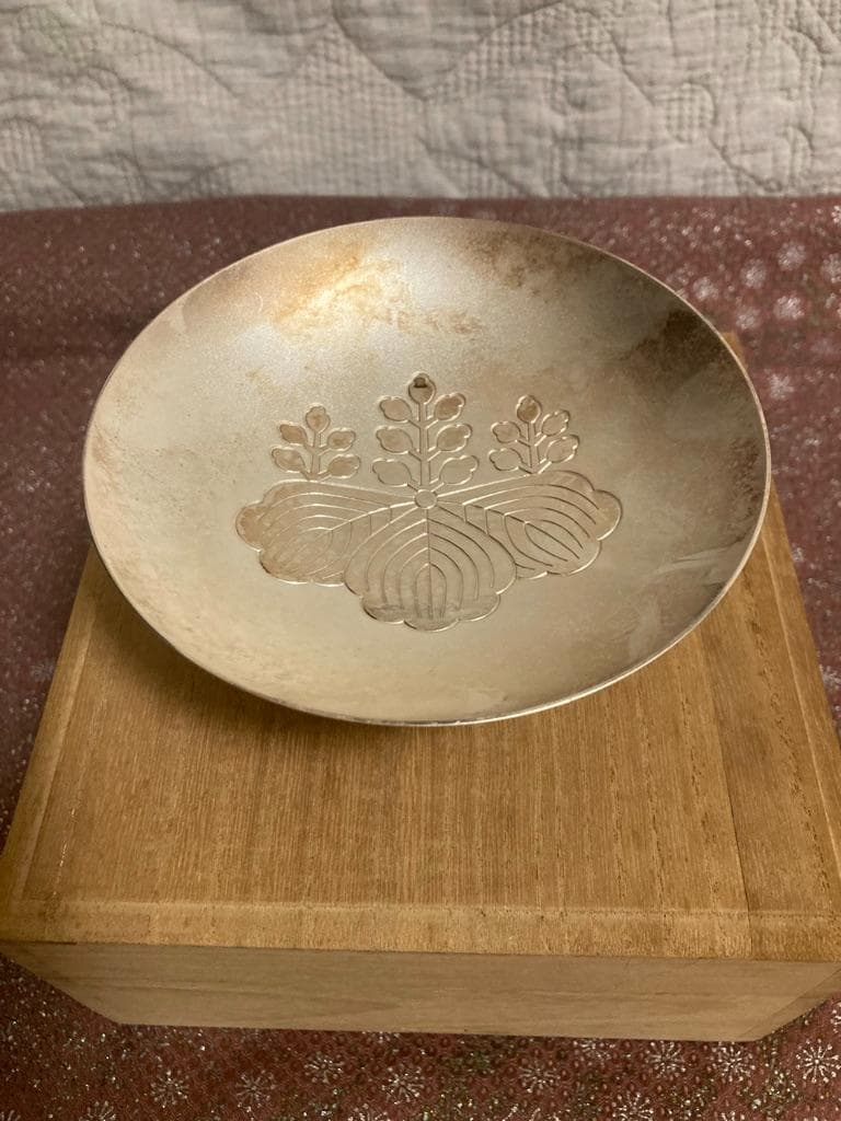 銀杯　内閣総理大臣　贈　純銀製　刻印　140グラム　木箱