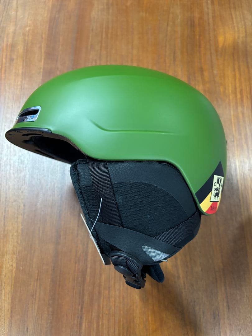 スミス（SMITH）スキースノーボードヘルメット　MAZE MIPS Mサイズ