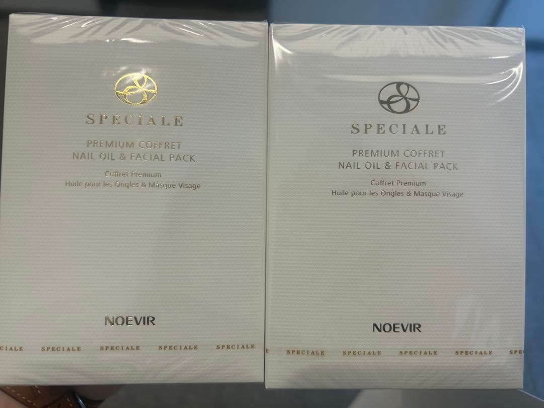 NOEVIR スペチアーレプレミアムコフレ ネイルオイル & フェイシャルパック