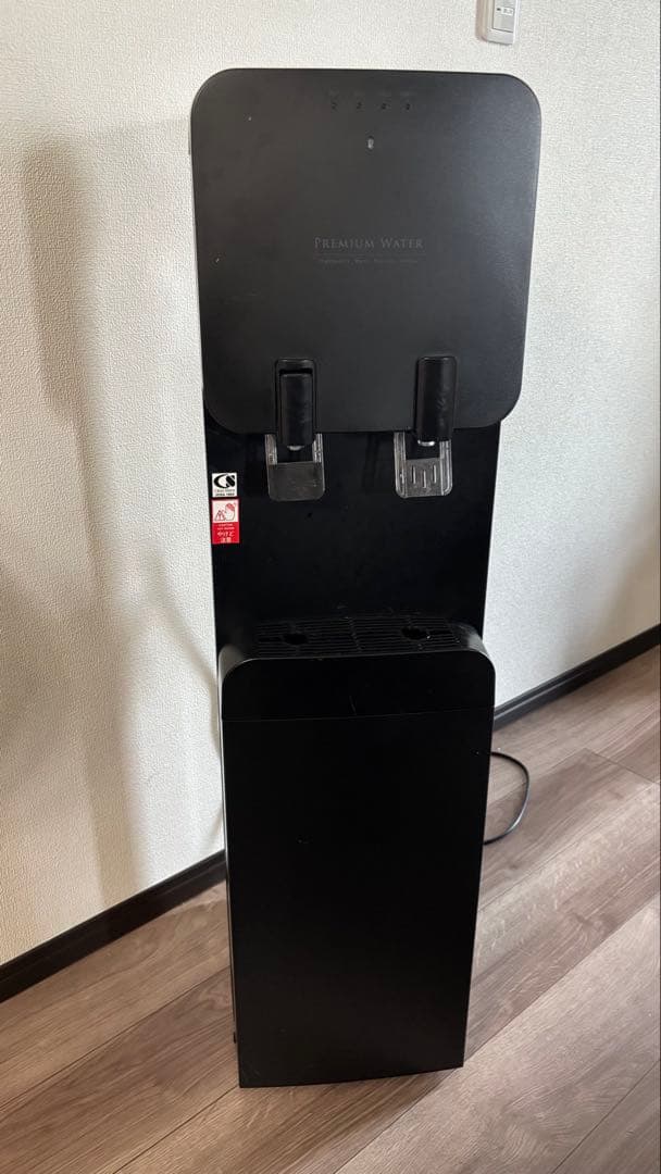 プレミアムウォーター Premium Water 浄水器 冷水・温水供給