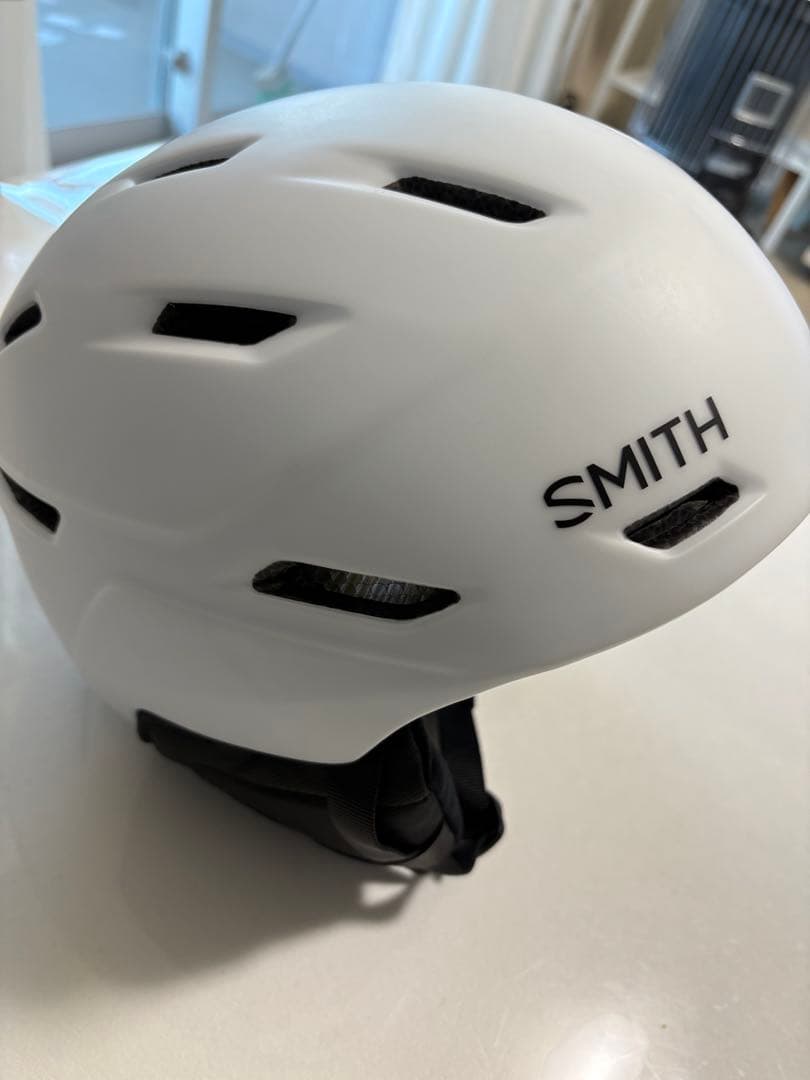 格安でどうぞ！ MISSION MIPS MATTE 白色　Ｌ（59-63）