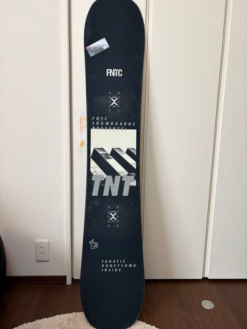 FNTC TNT スノーボードセット