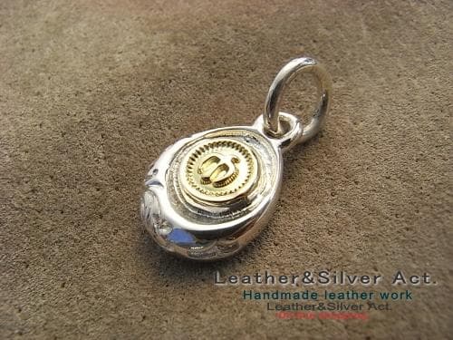 イーグル ペンダントトップ　シルバー925　ゴールド（ｋ18）イーグル手彫り