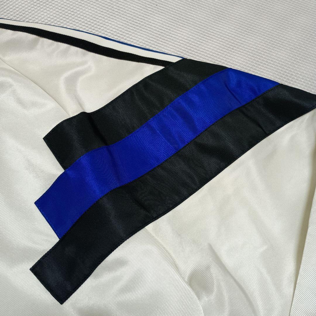 アディダス　デサント　ウィンドブレーカー　ガンバ大阪モデル厚手