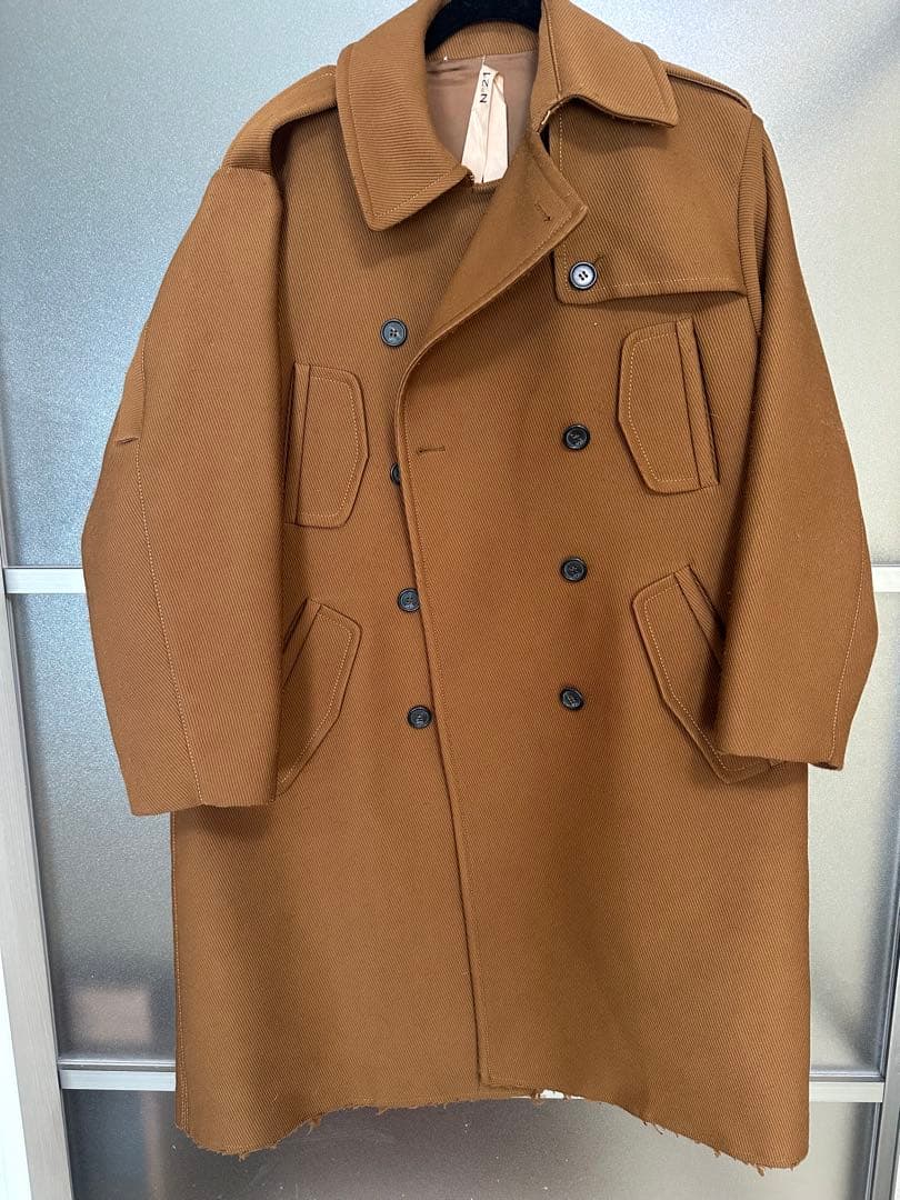 N°21 ブラウン ダブルブレストコート