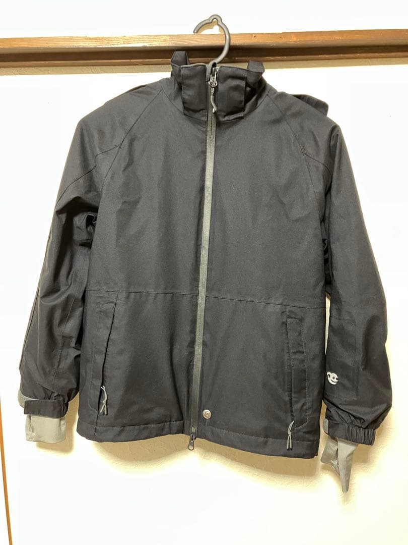 p.rhythm outerwear/プリズム　キッズ140 ジャケット　黒