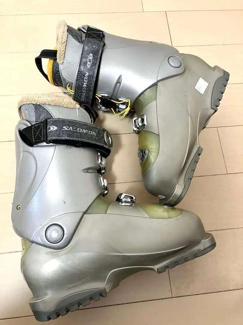 ATOMIC ショートスキー　スキーボード　 サロモン　 24 ブーツ　大阪