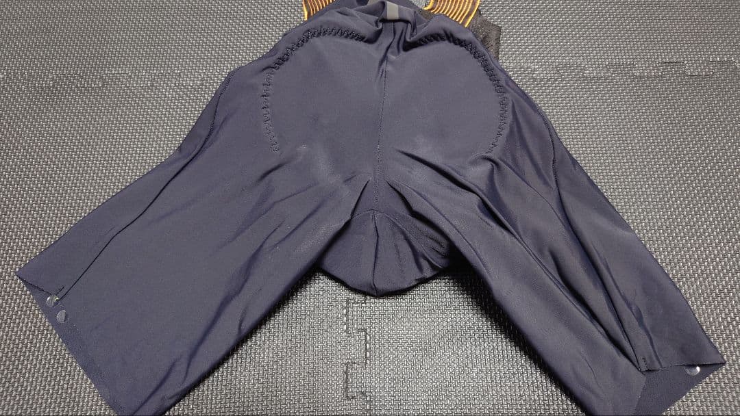 アソスEQUIPE RS SCHTRADIVARI BIB SHORTS S11