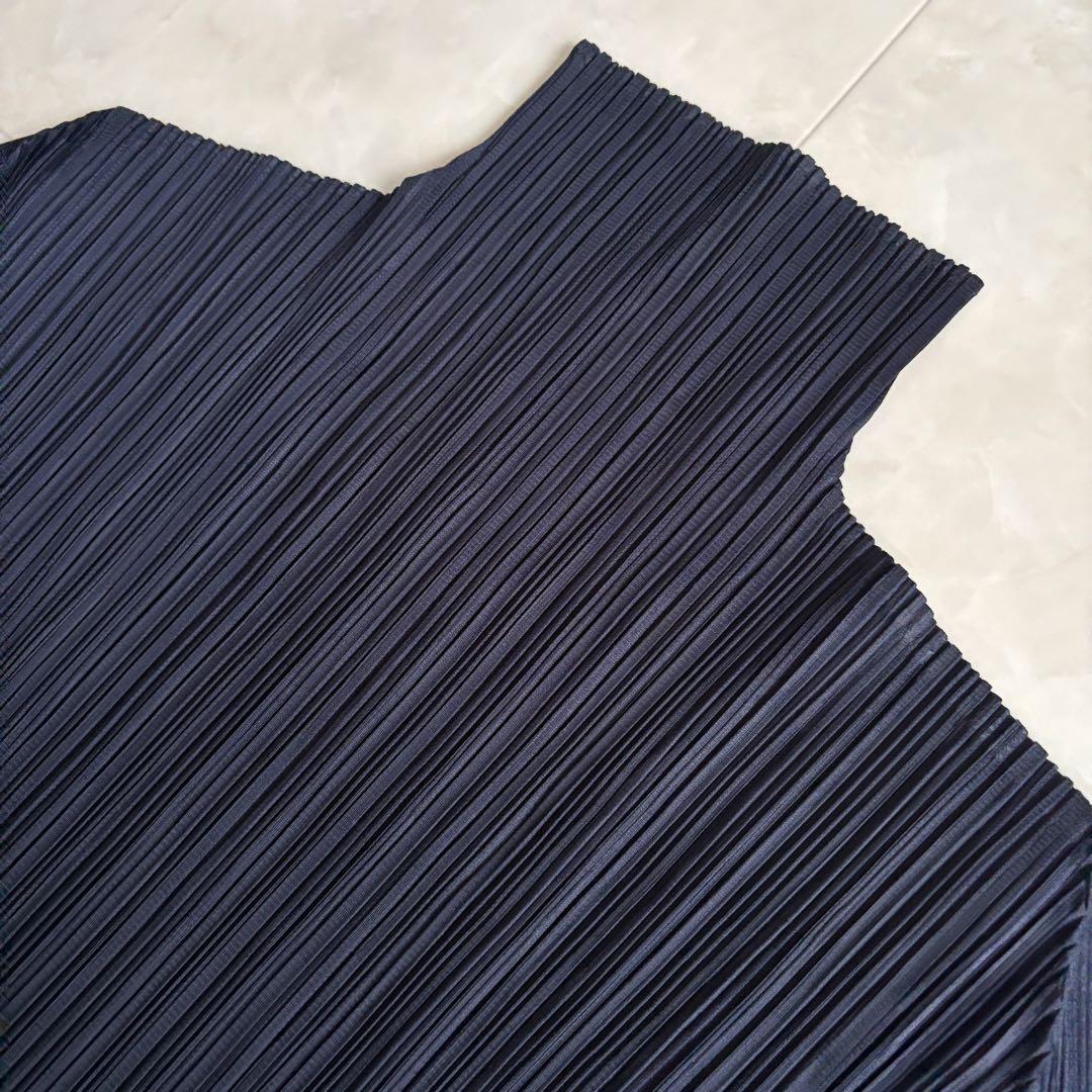 PLEATS PLEASE プリーツ ハイネック長袖 ネイビー 4 伸縮トップス