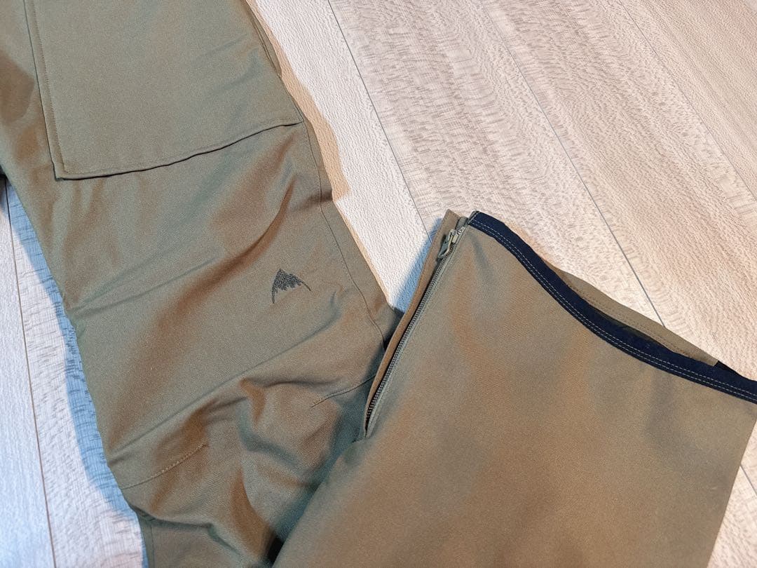 BURTON ビブパンツ【美品】