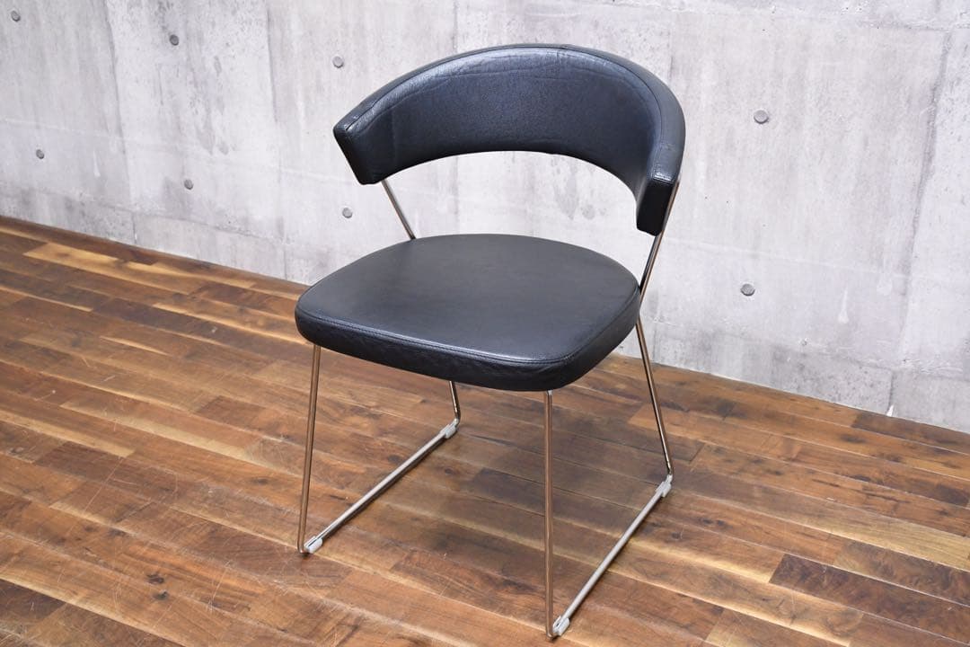 EFK90 カリガリス ニューヨーク ブラック レザー/本革 ダイニングチェア