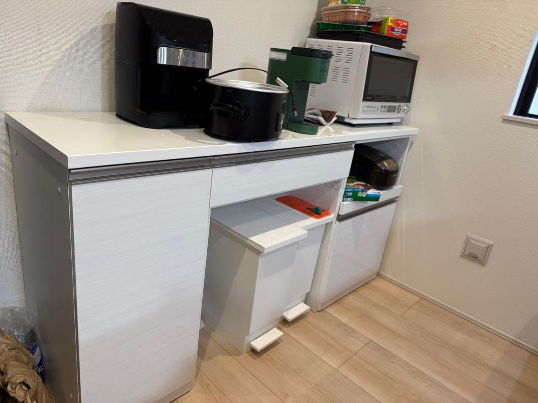 ニトリ　ホワイトキッチンカウンター 収納付き
