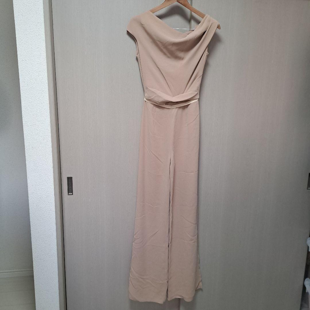 新品、未使用!! Max Mara オールインワン。定価10万円程。