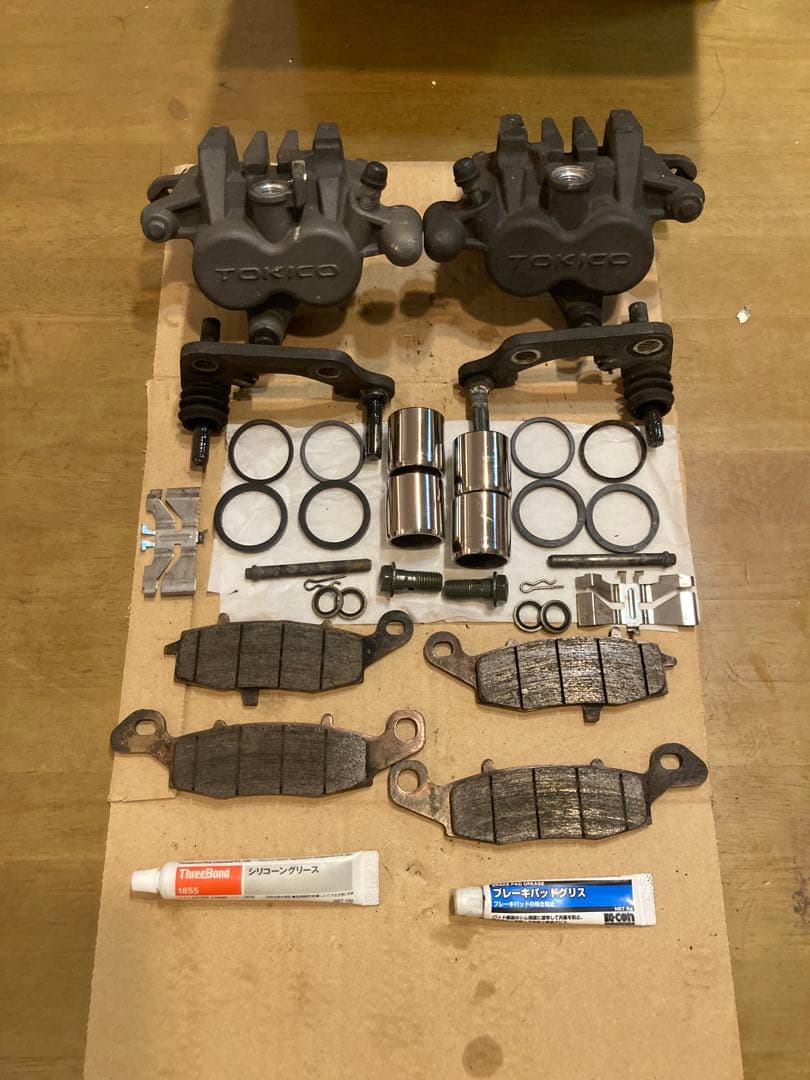 美品　分解清掃済 ゼファー400 ゼファー750 フロントキャリパー OH済