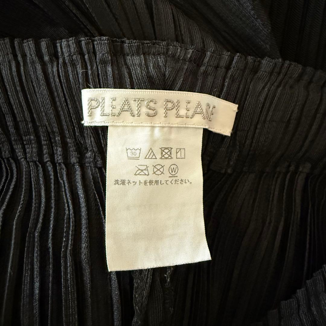 プリーツプリーズ シッカーボトムス パンツ 黒 厚地