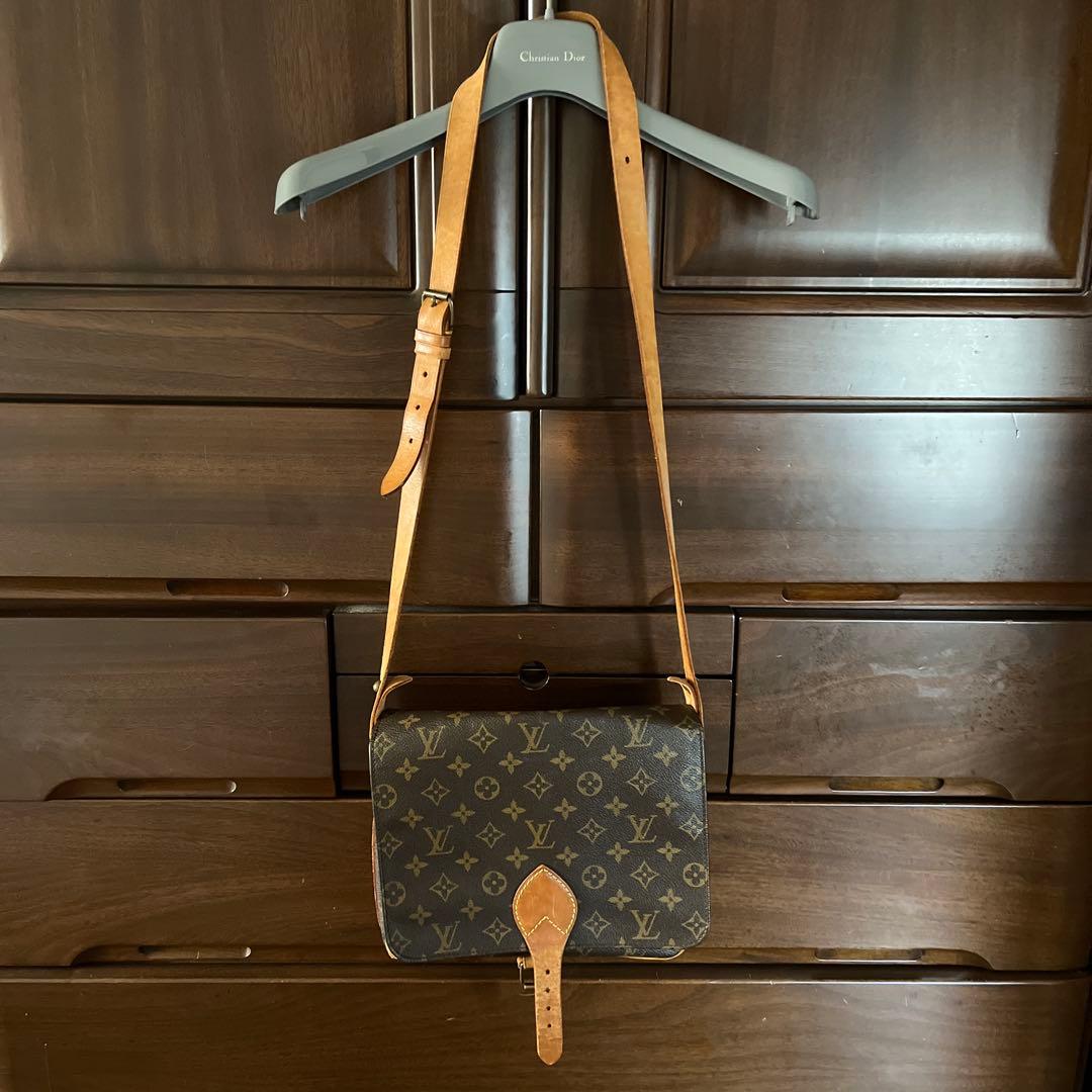 ルイヴィトン　カルトシエール