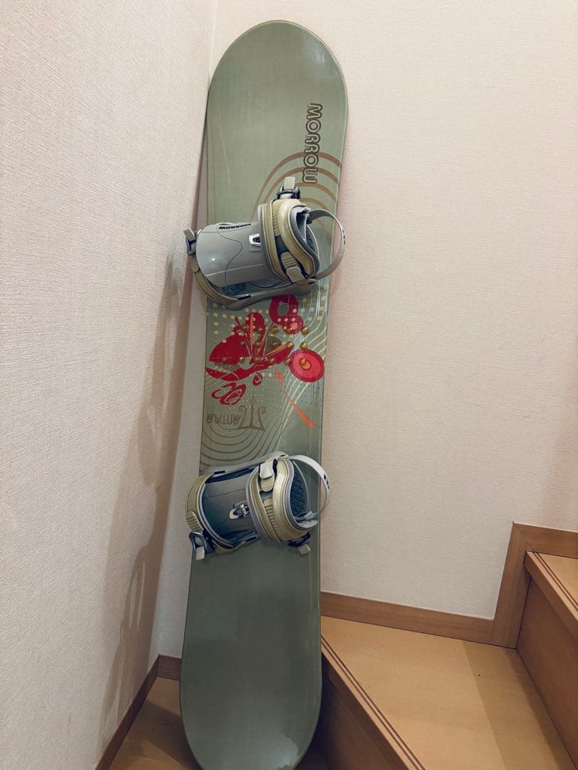 スノーボード　板　ビンディング　簡易ケース付き