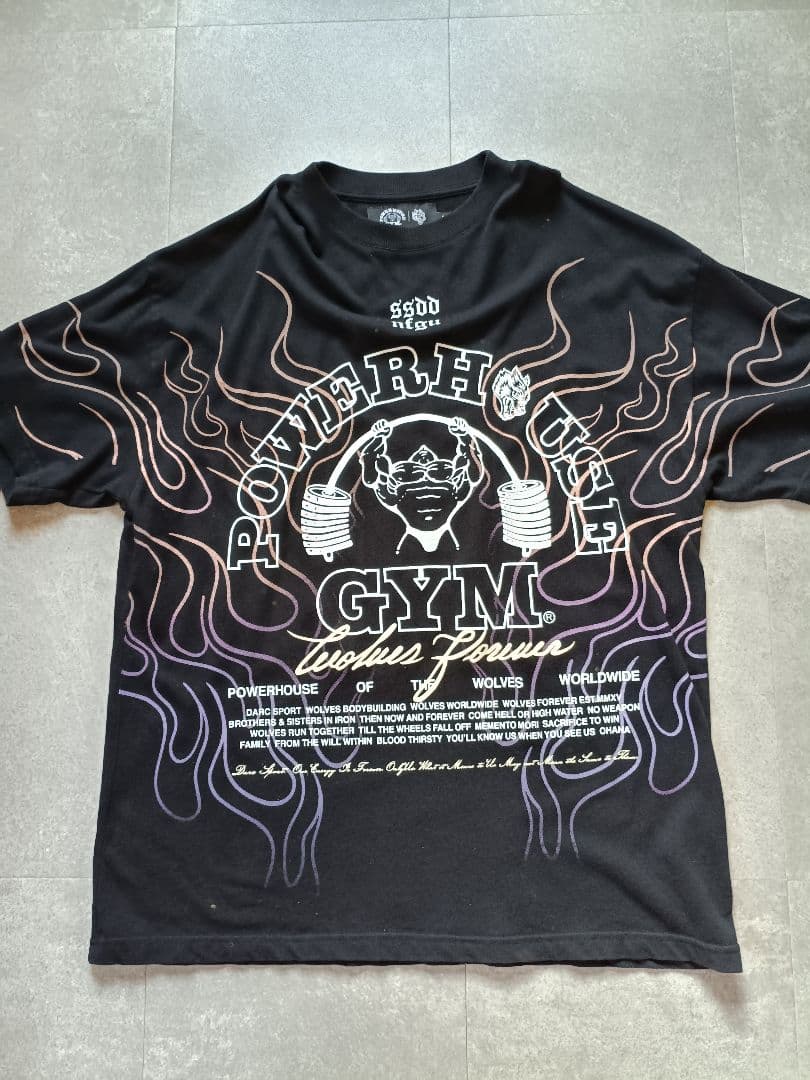 DARC SPORT × POWERHOUSE GYM Tシャツ